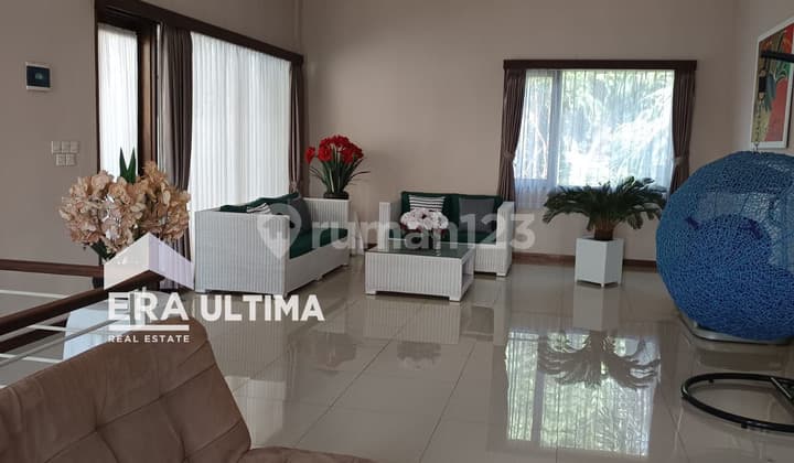 Beautiful, Safe, and Comfortable House in Cikutra, Bandung