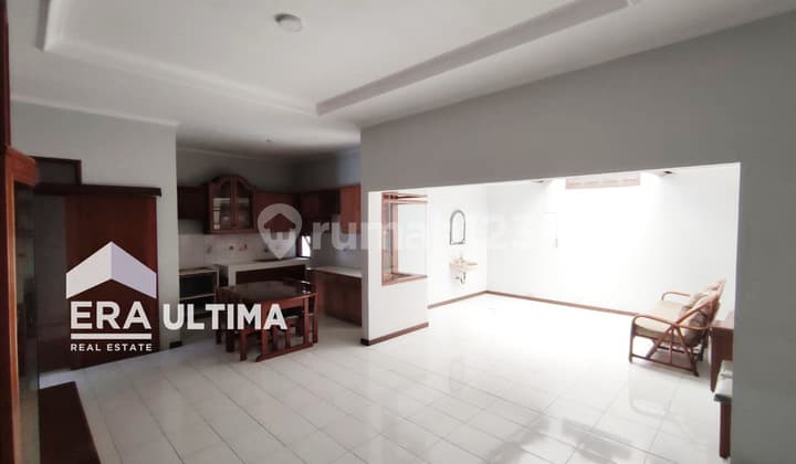 Rumah Minimalis Lingkungan Nyaman di Komplek Batununggal