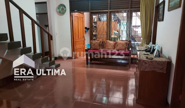 Ready-to-Live House in the City Center on Sayap Moh. Toha Street