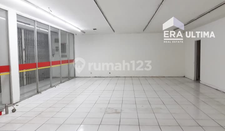 Ruko Terawat Siap Huni Cocok Untuk Minimarket di Pajajaran