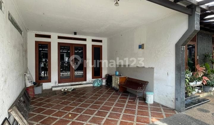 Rumah 2 Lantai Dekat Hotel Horison Ultima - Bandung Pusat