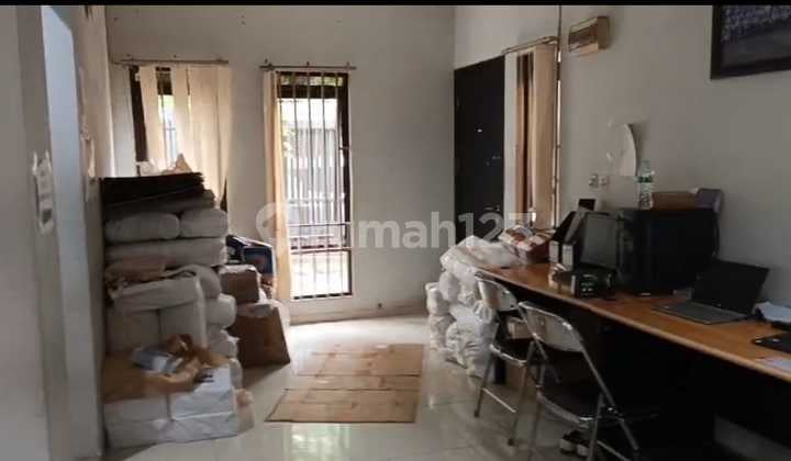 Rumah Ex Kantor Parkir Luas Cipedes Dekat Pasteur dan Sukajadi
