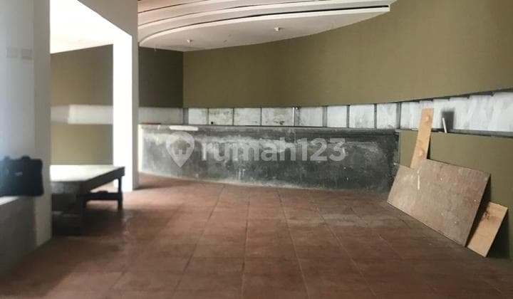 1-Story Business Space in Riau, Bandung City