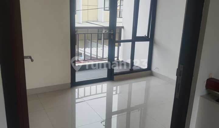 2-Storey House, Fully Furnished, Near Gateway Paster Toll Gate