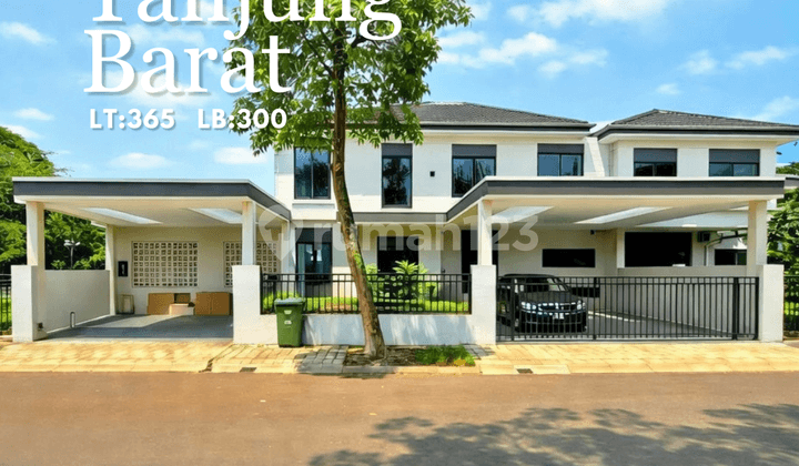 Price Drop!!! Tanjung Barat For Sale Private Pool, Rumah Cantik Terawat dan Siap Huni, Dalam Townhouse Besar, Akses Cepat ke Cbd Simatupang