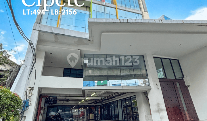 Commercial Building For Sale Cipete Gedung 5 Lantai + Basement & Rooftop, Lokasi Strategis Pinggir Jalan Utama.