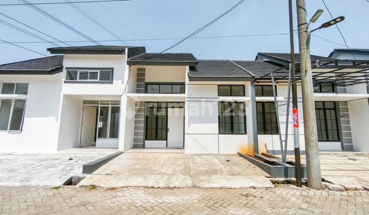 Rumah Siap Huni 15 Mnt ke The Park Sawangan Dibantu KPR J-36076