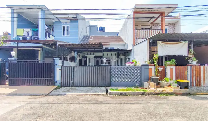 South-Facing House, 15 Minutes to Cibinong City Mall, Freehold (SHM), Assisted Mortgage (KPR) J-46158