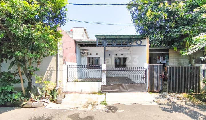 Rumah 1 LT Siap Huni 8 Menit ke Mall Paradise Walk Serpong bisa KPR J35288