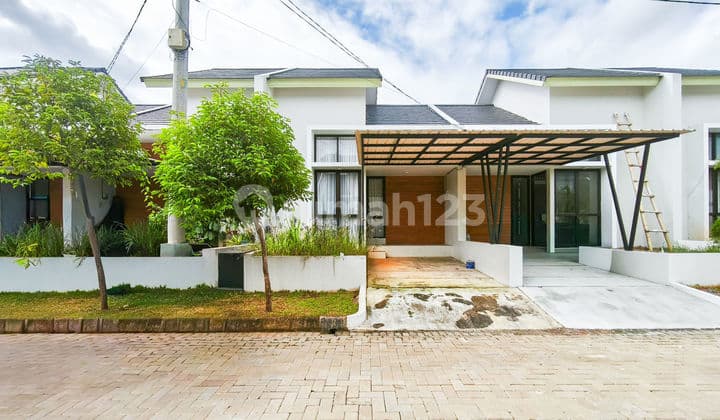 Rumah Minimalis 8 Menit ke Gerbang Tol Cibadak 2 Bebas Banjir J29044