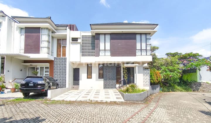 Rumah 2 Lantai 15 Menit ke Stasiun Sudimara Bisa KPR Hadap Timur J35704