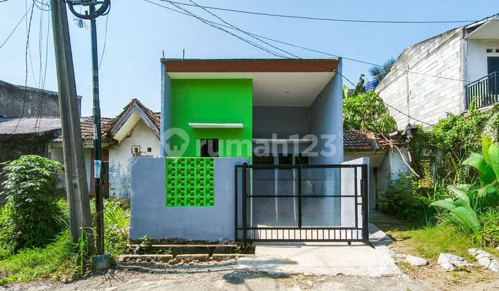 Rumah Hadap Utara 10 Menit ke Cibinong City Mall Dibantu KPR J-37123