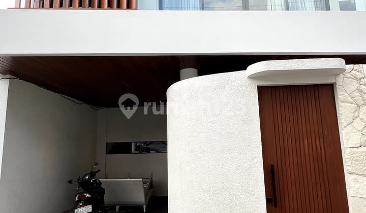 Leasehold Stylish Two-Bedroom Villa In Umalas