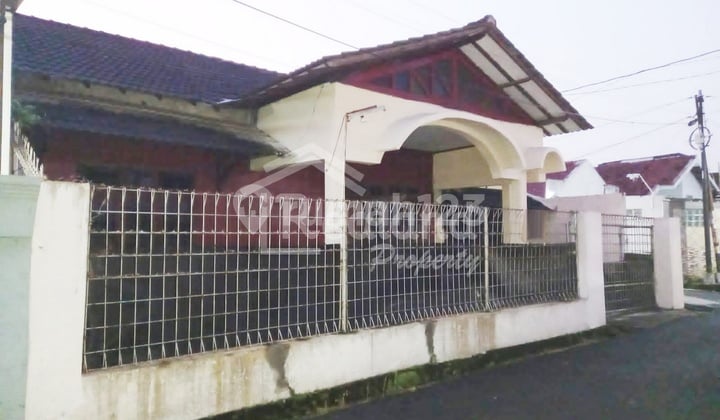 Rumah di Daerah Semarang Barat Si 4346