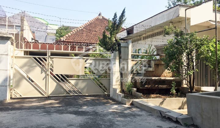 Rumah di Siwalan , Semarang Si 5499