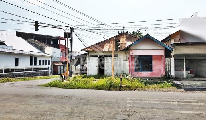 Ruko di Jl. Pemuda Boja , Kendal Si 6100