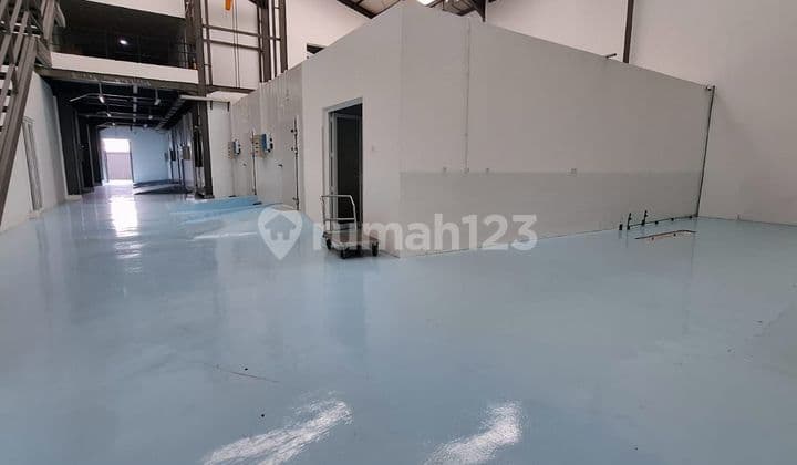 Large Warehouse 1,995 m² + Office, Cold Storage & Central Kitchen – HGB Certificate