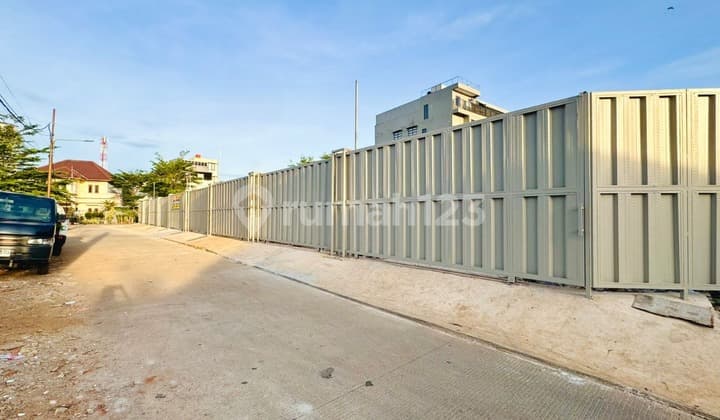 Disewakan Kavling Meruya Selatan Luas 900m2, Hadap Jalan Raya!