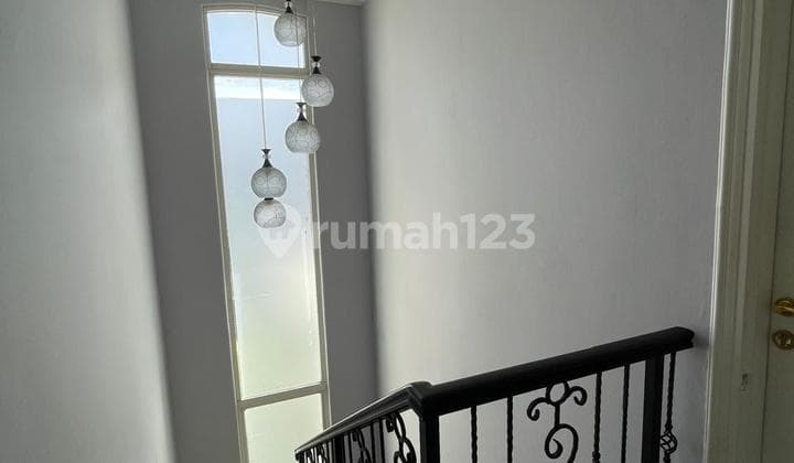 Di Sewakan Rumah Pik2 Cluster Kenari Uk 8X15m2, Furnish!