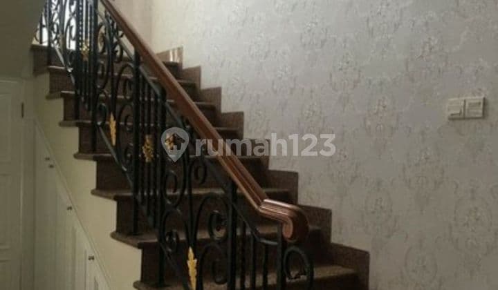 Di Jual Rumah 2 1/2 Lantai di Pluit LB 650M2, Siap Huni