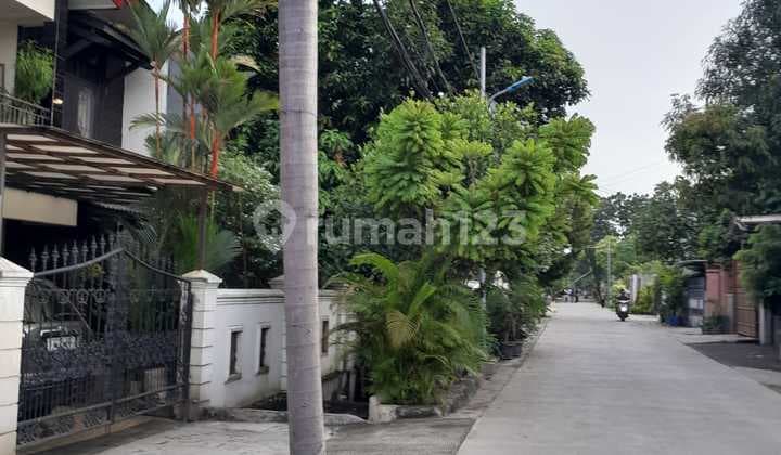 Dijual Tanah/Kavling di Meruya Utara LB 250m2, SHGB