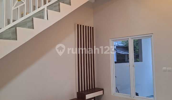 DI JUAL Rumah 2 lantai di Poris Indah Uk 3,5x12, Harga Negoo!