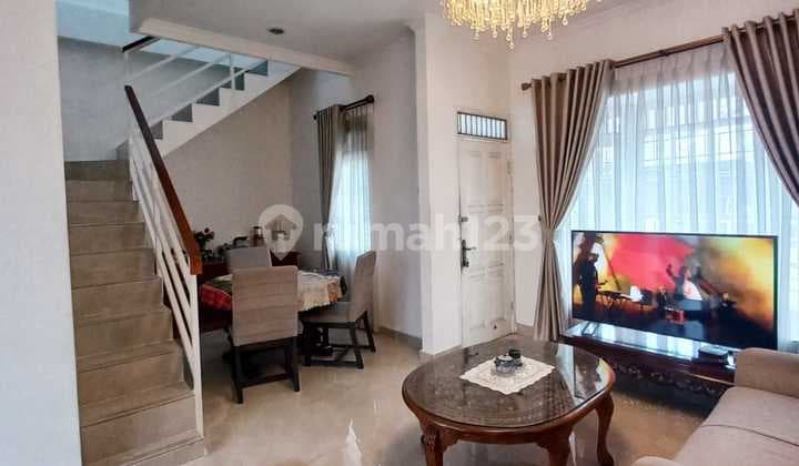 Dijualrumah Siap Huni Bangunan 2 Lantai Di Bintaro Sektor 5