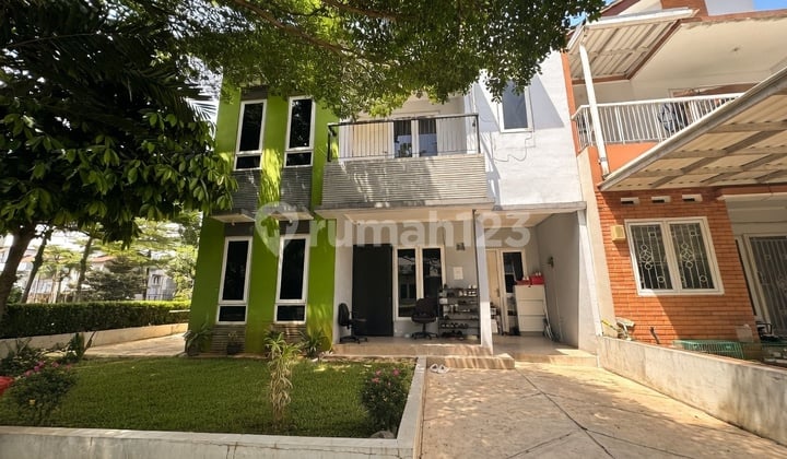 Dijual Rumah Hoek Siap Huni di Bintaro Tangsel