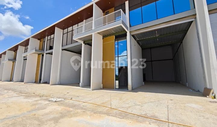 Dijua Gudang Siap Pakai Berada Di Tengah Kota