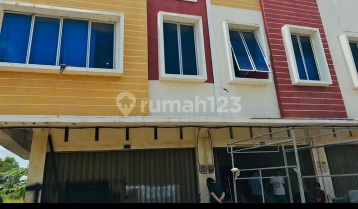 Dijua ruko lokasi Botania Garden