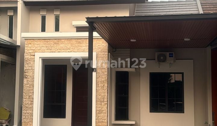 Dijual Rumah Full Renovasi Siap Huni