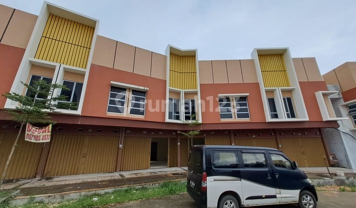 Disewakan 2 Unit Ruko Gandeng