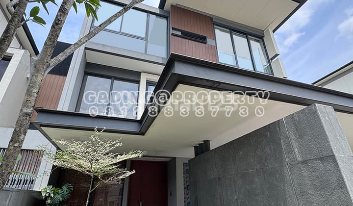 rumah mewah 3 lantai.. cakep!! lyndon navapark di bsd city. pool private.