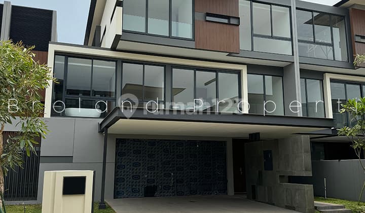 Sultan House in BSD City, Lyndon Navapark, Type L 15M 3 Floors