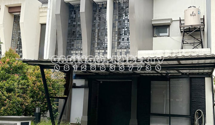 Rumah 2 Lantai SHM. Clstr Mayfield Greenwich Park di Bsd. Sudah Renovasi.