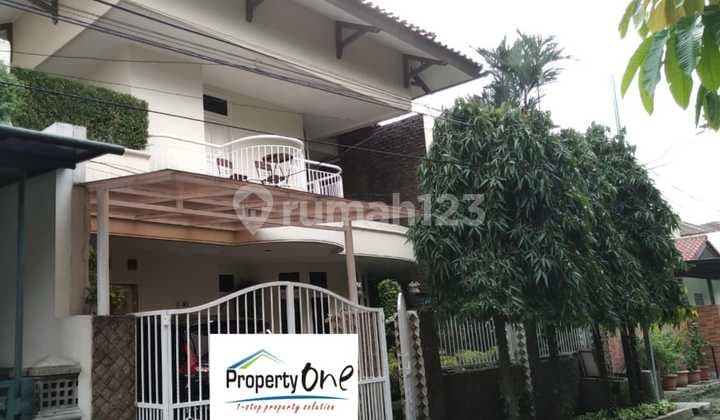 Jual Rumah 2 Lantai Siap Huni di Kebon Jeruk Jakarta Barat Dekat Akses Mall Puri