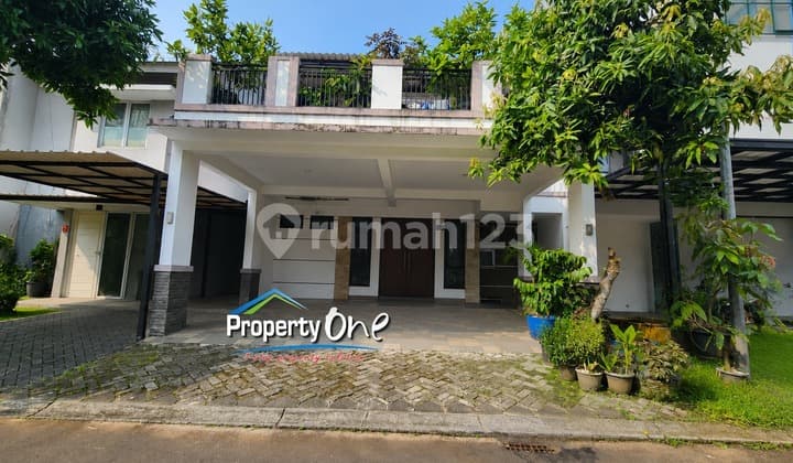 Selling a 2-Story House Ready to Move In, Strategic Location in Sevilla Near Access to KRL Rawa Buntu, BSD Toll, Aeon Mall, and the BSD ICE Area.