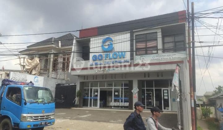 Ruko 3 Lantai Siap Huni Lokasi Strategis di Raya Kodau, Jatiasih, Bekasi