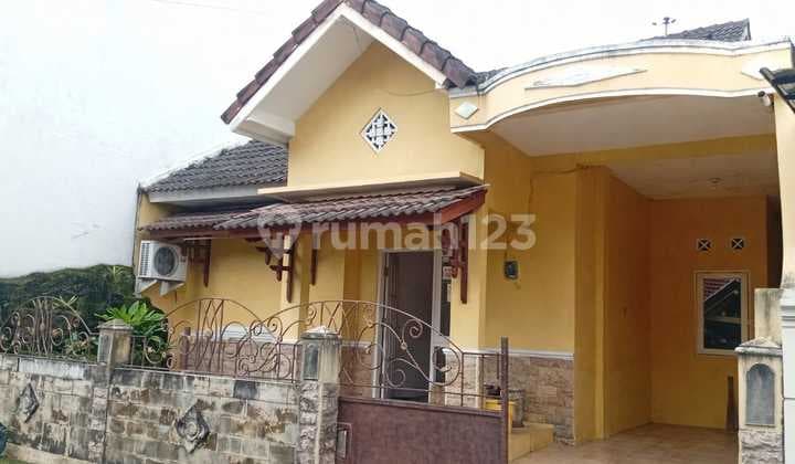 Rumah Nyaman 2 Lantai di Dalam Perum Mertoyudan Magelang Lokasi Strategis & Siap Huni.