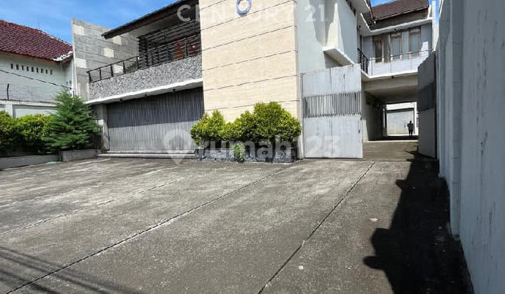 Gudang di Jalan Sunan Gunung Jati Klayan Cirebon