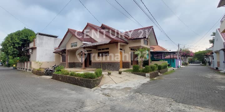 Rumah Sewa Hook Dekat Kantor BPJS Cirebon