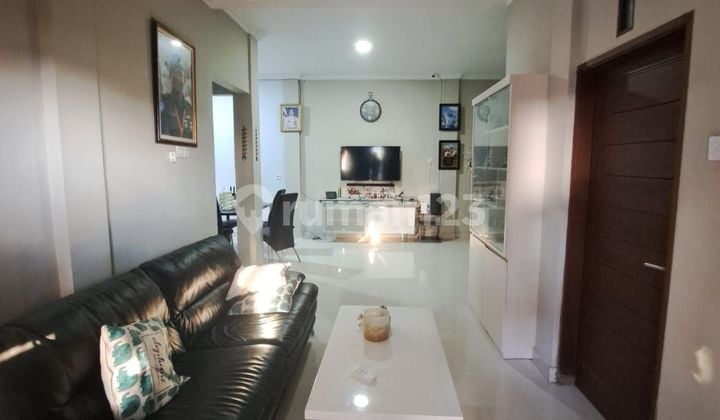 Rumah Cantik Fully Furnished