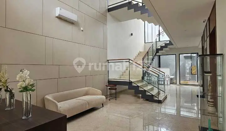 Nava Park House 5+1 Bedrooms with Swimming Pool and Elevator in Lyndon BSD