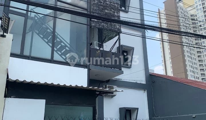 Dijual Kos 24 Kamar Tidur Area Tebet Jakarta Selatan