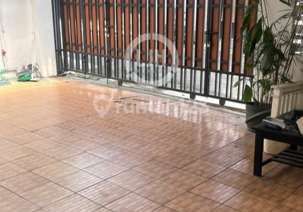 Strategis Banget! Rumah Jatiasih Dekat Pintu Tol, Kerja ke Jakarta Jadi Singkat.