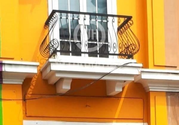 Ruko Siap Pakai di Kawasan Niaga Citragran, Cibubur, Bekasi.