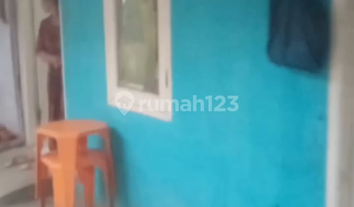 Dijual Cepat Kontrakan 4 Pintu di Rawabuaya Cengkareng Termurah, Akses Jalan 2 Mobil, Lolasi Sangat Dekat dengan Jalan Daan Mogot, Dekat dengan Supermarket, Mall dan Pasar