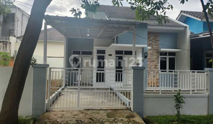 Rumah Bergaya Minimalis di Perumahan Grand Nusa Indah Cileungsi, Cluster Terdepan, Bebas Banjir, One Gate System