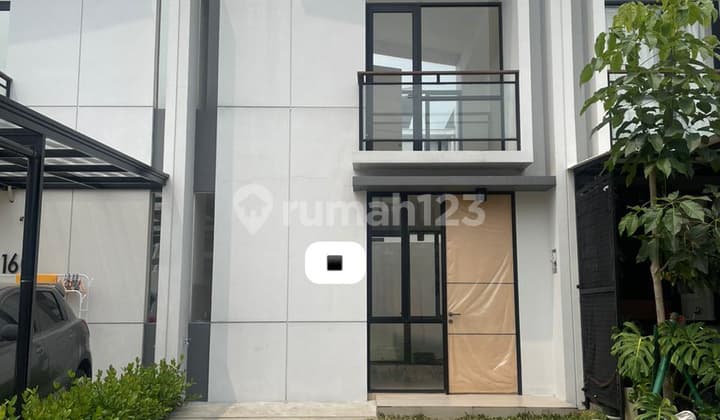 Disewa Rumah 2 Lantai Bagus Bersih Semi Furnished Lippo Karawaci