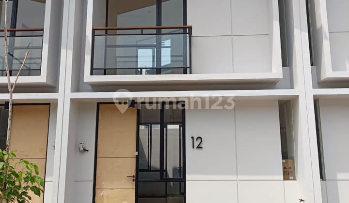 For Rent Neat and Clean House, Newly Renovated in Lippo Karawaci